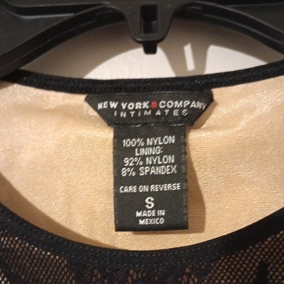 Elegant Black Lace Sheath Tailored Long Sleeve Top - Picture 2 of 4